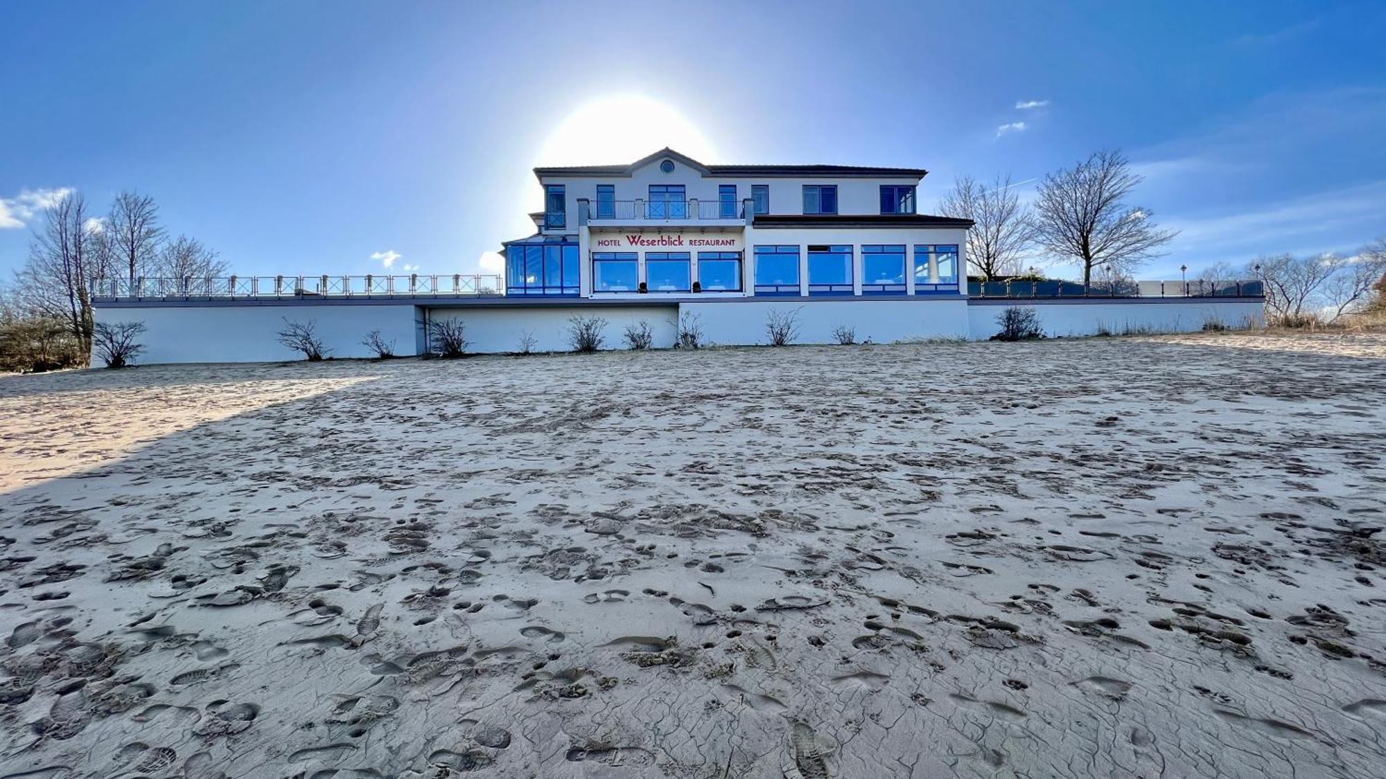 Gaestehaus Weserblick Am Weser-Sandstrand Berne ภายนอก รูปภาพ